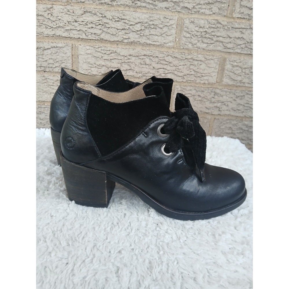 Casta Women's Black Leather Seude Block Heel Booties Sz 37 US 6.5 Witchy Goth